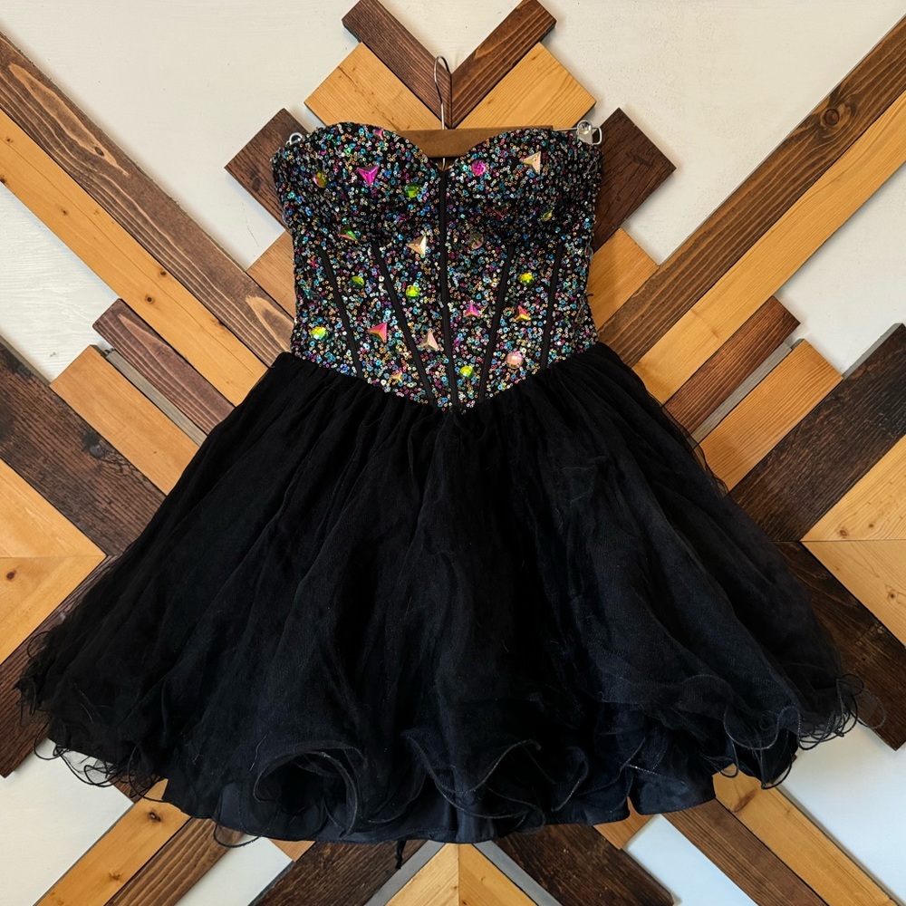 Narianna SemiFormal Dress size XSmall
